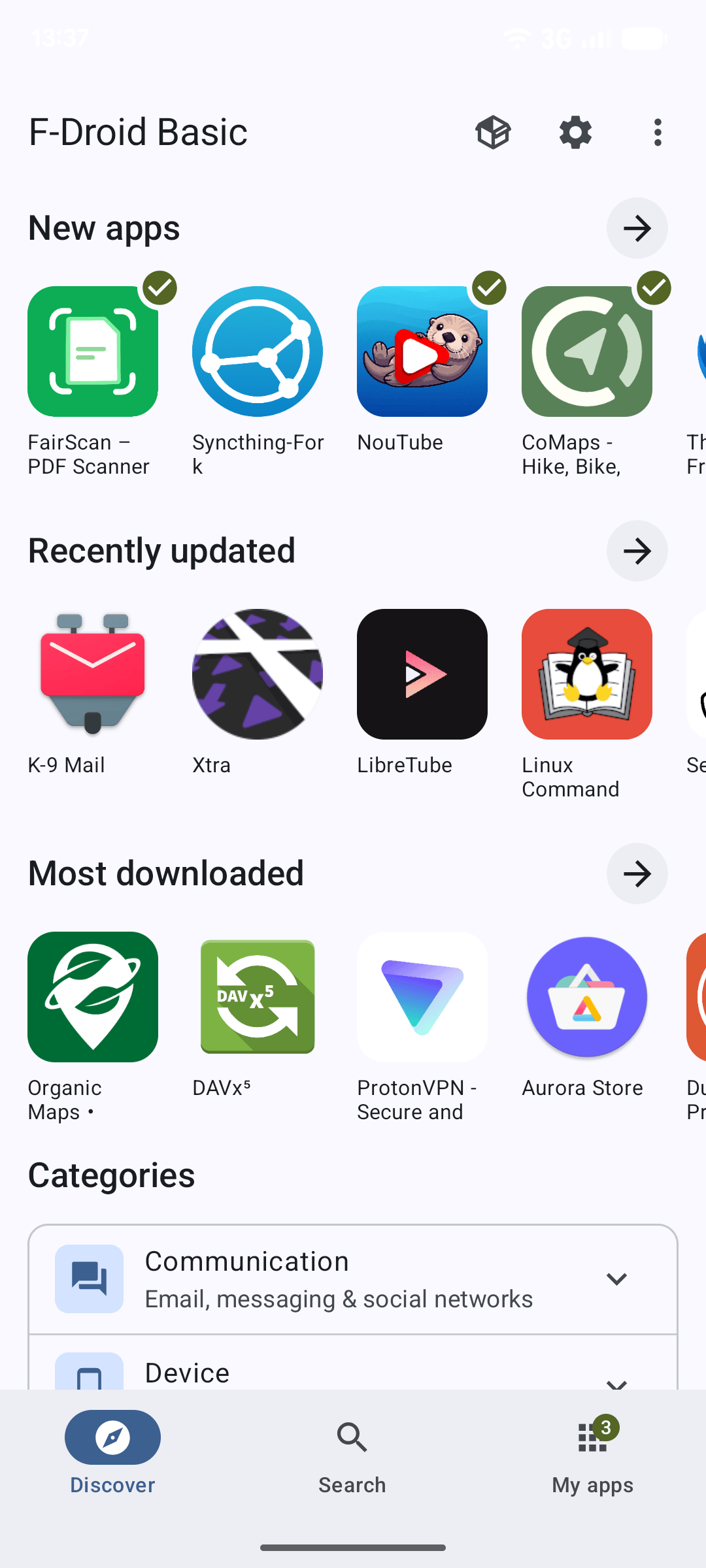 F-Droid 2.0 的 Discover 界面：新应用、最近更新、下载最多与分类